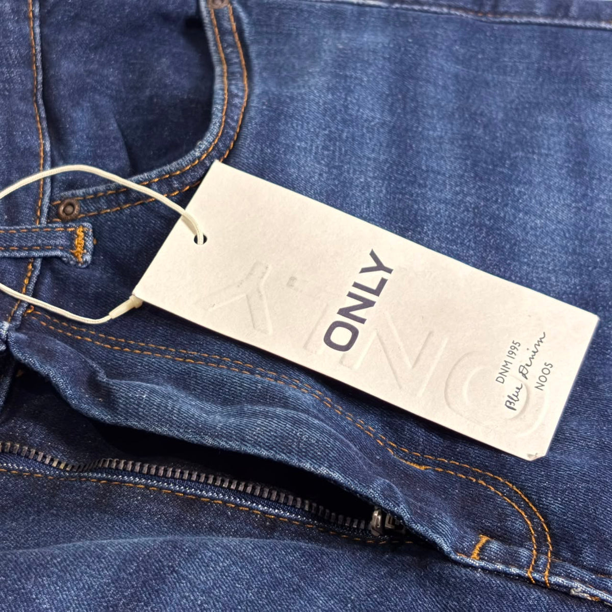 Dark Blue Straight-Leg Denim Jeans – Export Leftover.