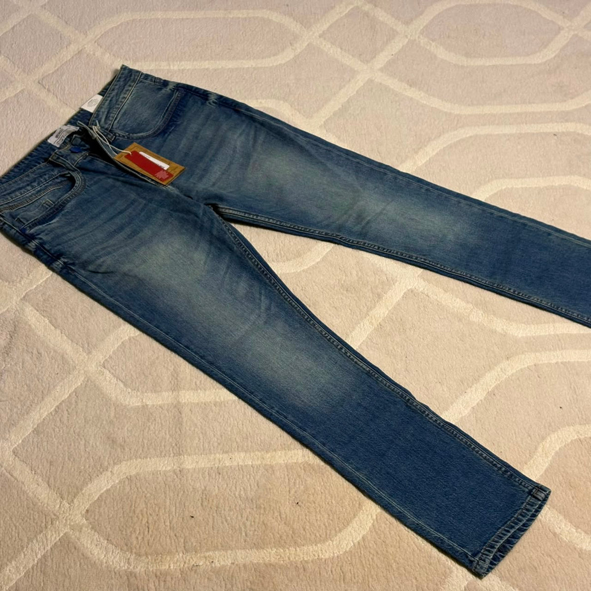 Breakout Mid Blue Slim-Fit Jeans – Leftover.