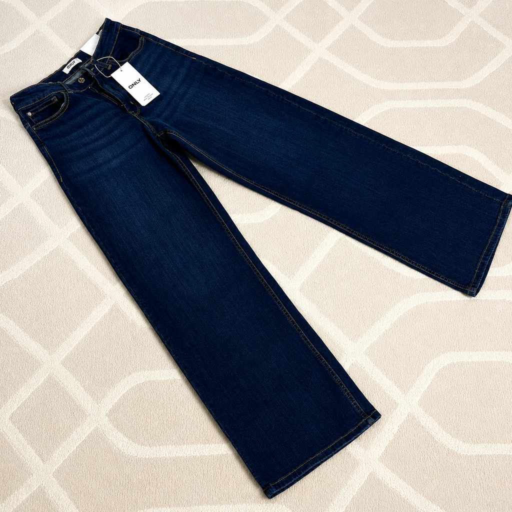 Dark Blue Straight-Leg Denim Jeans – Export Leftover.