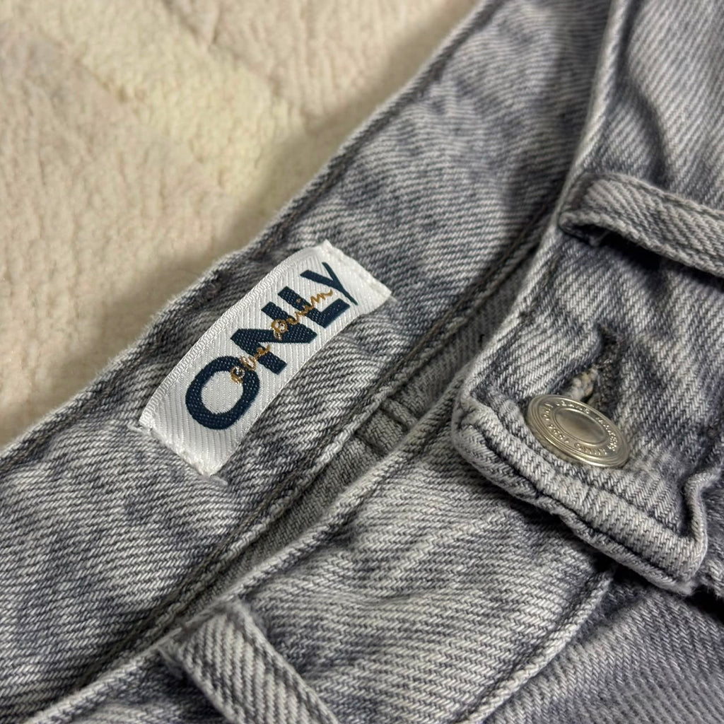 ONLY Grey Straight-Leg Jeans – Washed Grey Export Leftovers